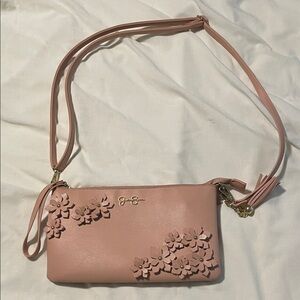 Jessica Simpson Blush Pink Floral Crossbody Bag zippered bag